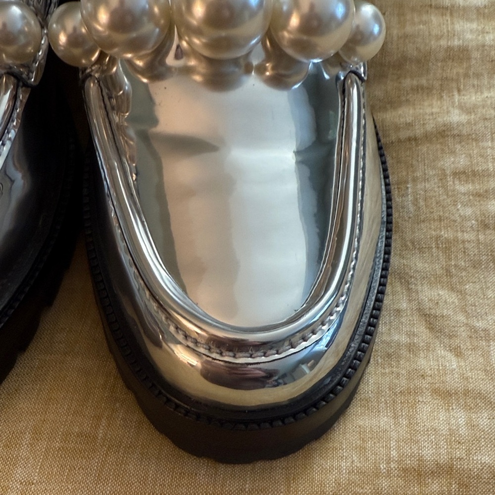 Kate Spade ♠️ Posh Pearl Loafers - Picture 9 of 17